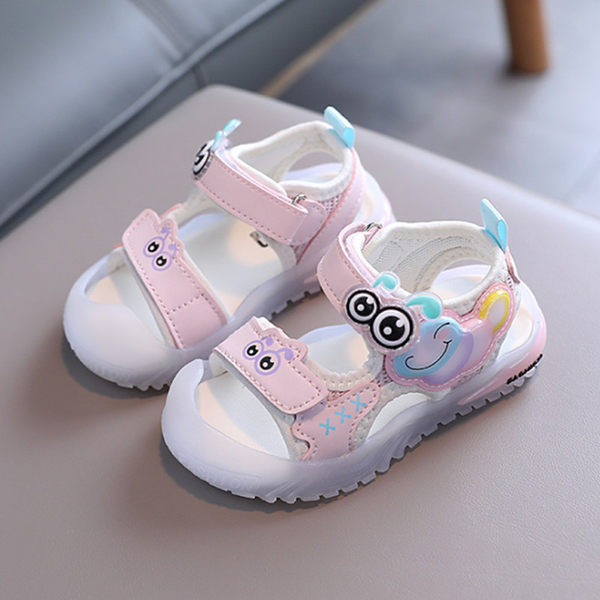 Ежедневни детски сандали с велкро закопчаване 