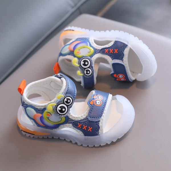 Ежедневни детски сандали с велкро закопчаване 