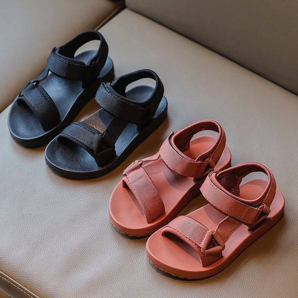 Детски текстилни сандали в розов и черен цвят 