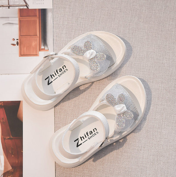 Модерни детски сандали с камъни за момичета