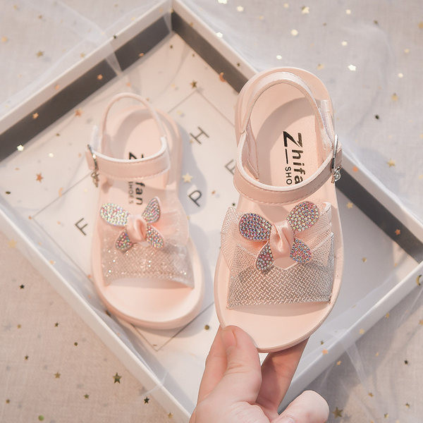Модерни детски сандали с камъни за момичета