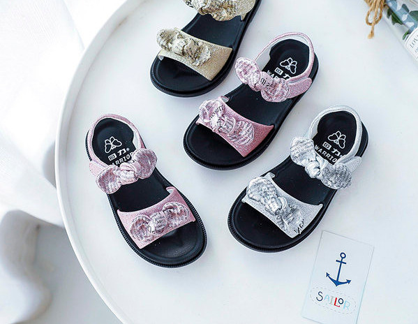 Ležerne dječje sandale s ravnim potplatom