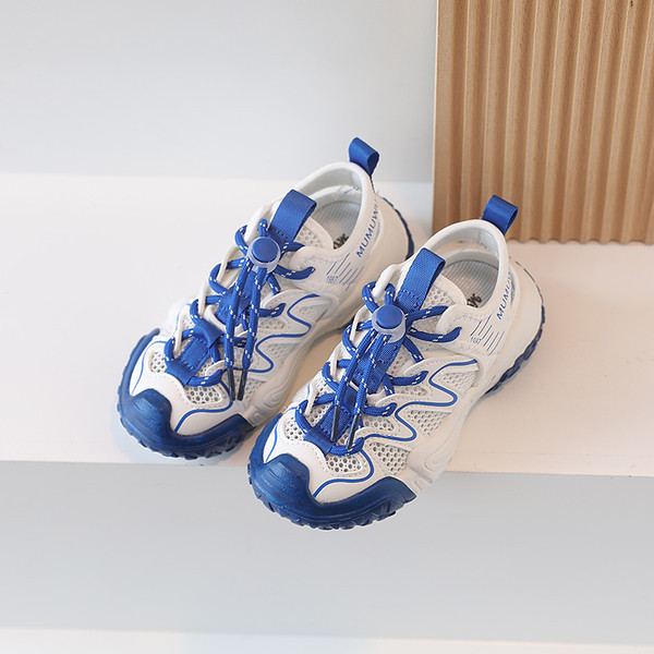 Dječja sportska obuća s mrežicom za dječake