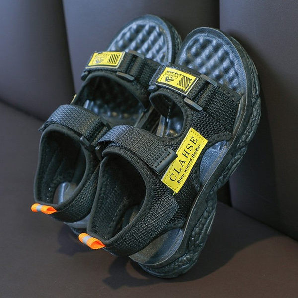 Dječje sandale sa naljepnicama u crnoj boji