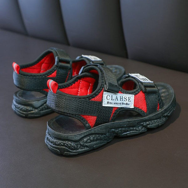 Dječje sandale sa naljepnicama u crnoj boji