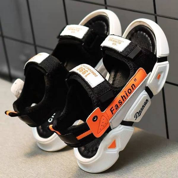 Dječje sandale sa naljepnicama u četiri boje