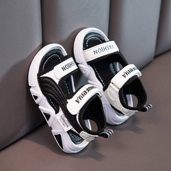 Vabaajakirjadega laste sandaalid poistele