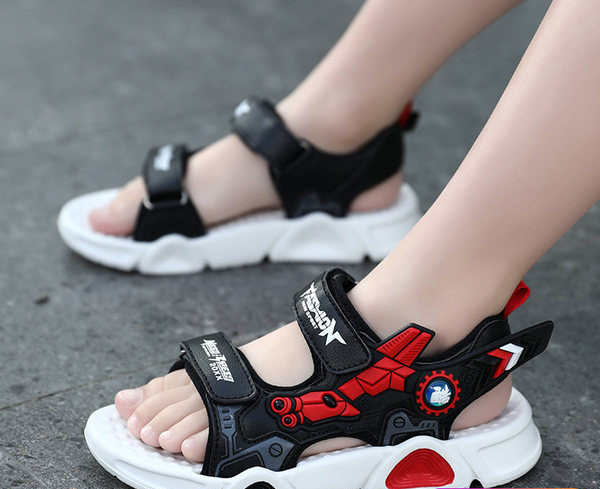 Детски сандали с гумирани елементи