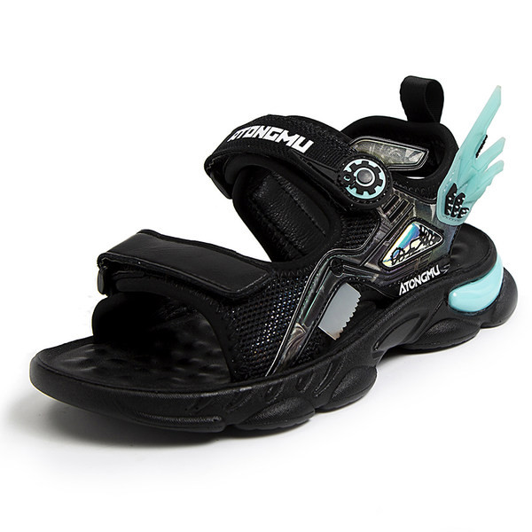 Нов модел детски сандали с 3D елемент за момчета