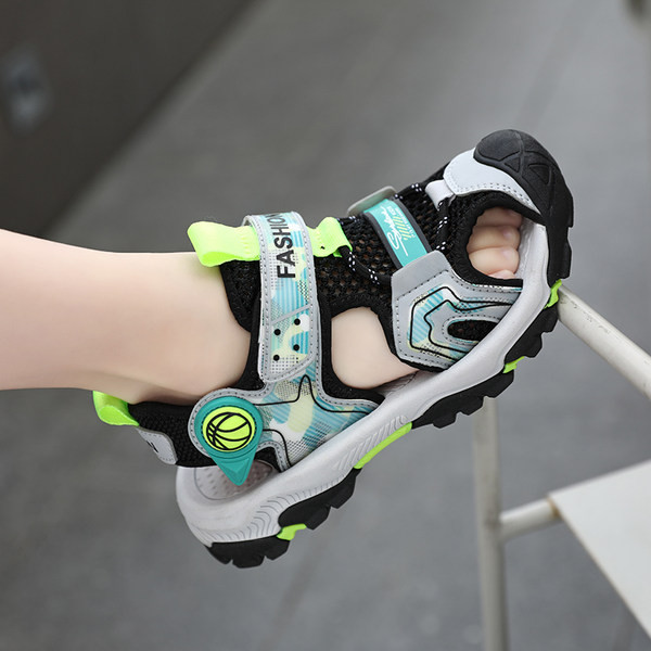 Детски сандали с надпис и лепенки - три цвята