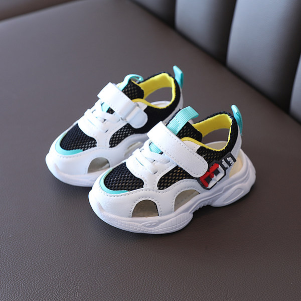 Ежедневни детски затворени сандали с велкро закопчаване