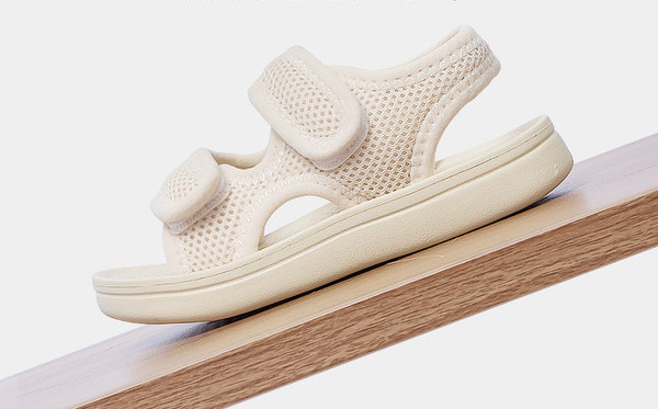 Платнени детски сандали с лепенка - няколко цвята