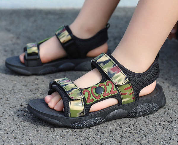 Нов модел детски летни сандали с велкро закопчаване