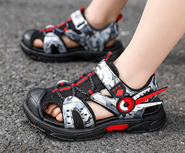 Детски сандали с лепенки в три цвята