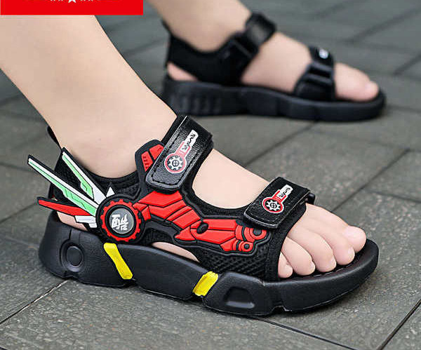 Детски сандали за момчета с лепенки и равна подметка 