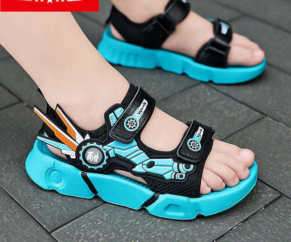 Детски сандали за момчета с лепенки и равна подметка 