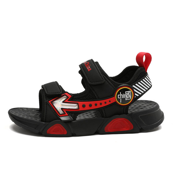 Spordi- ja vabaaja sandaalid takjapaelaga