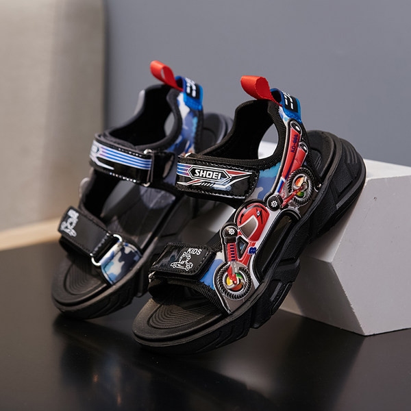 Παιδικά σανδάλια με λουράκια βελκρό και επίπεδη σόλα