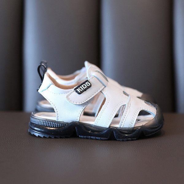 Casual παιδικά σανδάλια με κούμπωμα velcro για αγόρια