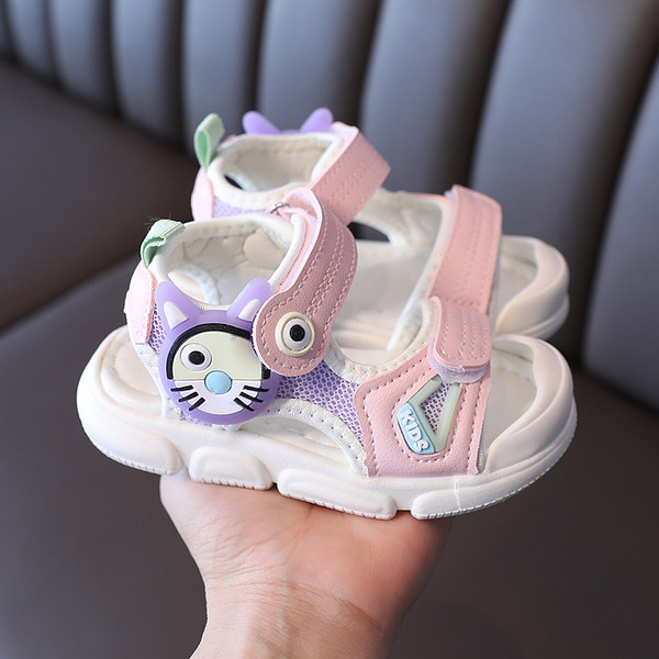 Детски сандали от еко кожа и мрежеста материя с цветна апликация