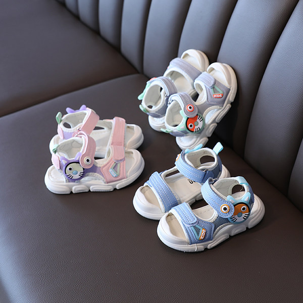 Детски сандали от еко кожа и мрежеста материя с цветна апликация