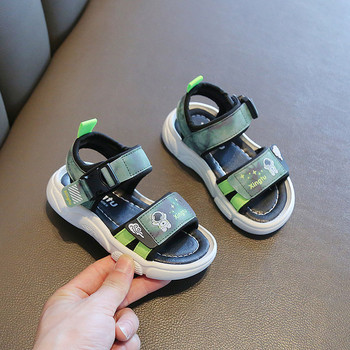 Детски сандали за момчета с цветна апликация и пластмасови закопчалки