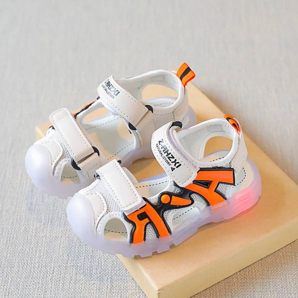 Летни детски сандали с велкро закопчаване и светещи подметки