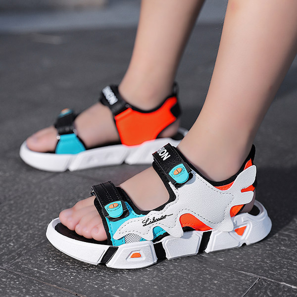 Öko bőrből készült gyerekszandál mindennapi használatra