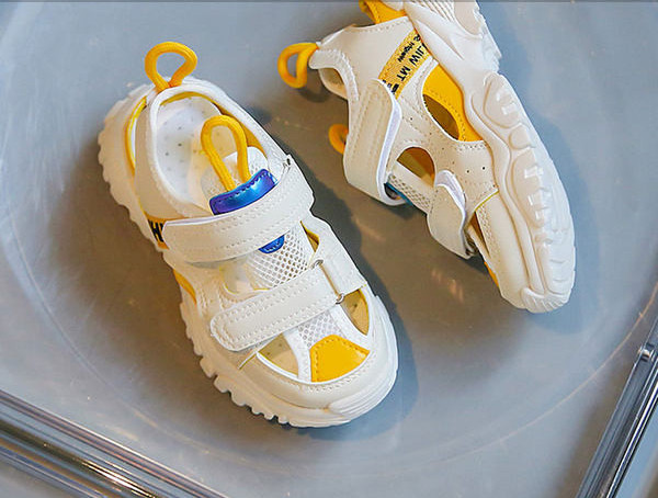 Нов модел детски сандали с груба подметка за момчета