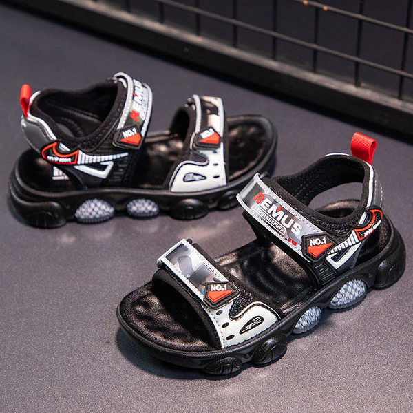 Nyári fiú szandál felirattal, durva talppal