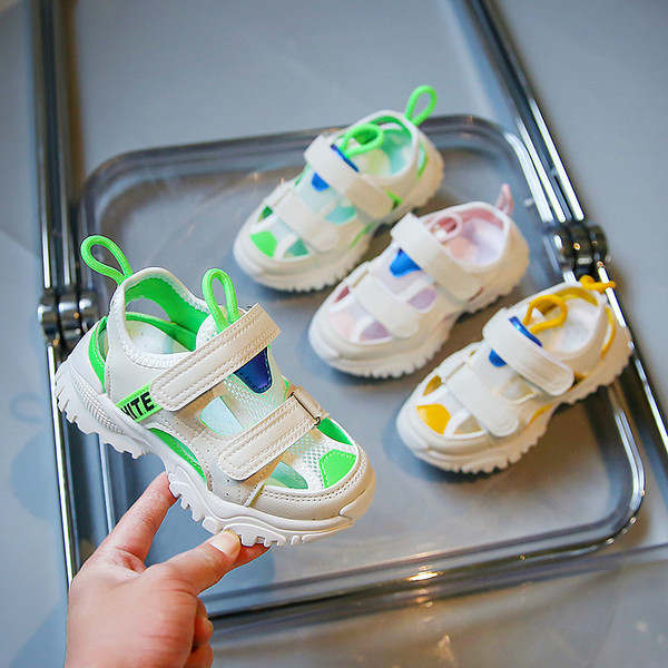 Затворени кожени сандали с мрежа за момчета  и велкро лепенкки