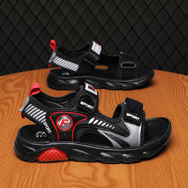 Νέο μοντέλο καλοκαιρινά σανδάλια  για αγόρια με επιγραφή