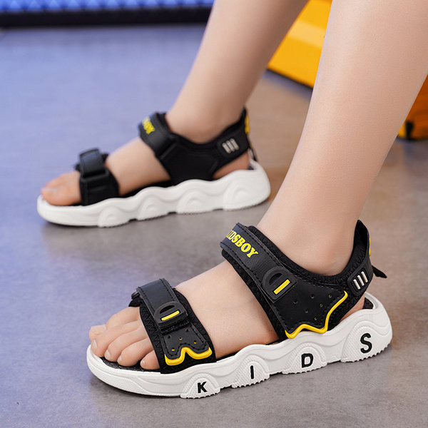 Matricás gyerekszandál fiúknak