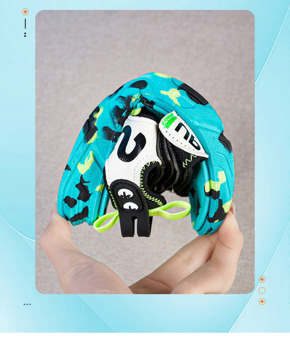 Szandál fiúknak mintás gumitalppal - különböző modellek