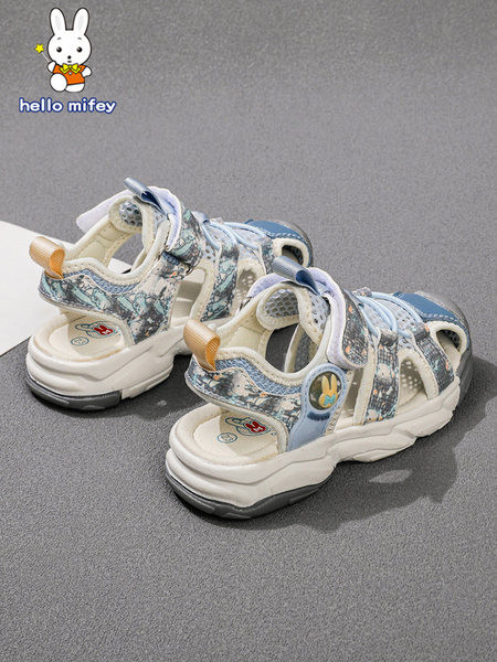 Zárt gyerekszandál fiúknak és lányoknak nyakkendővel és tépőzárral