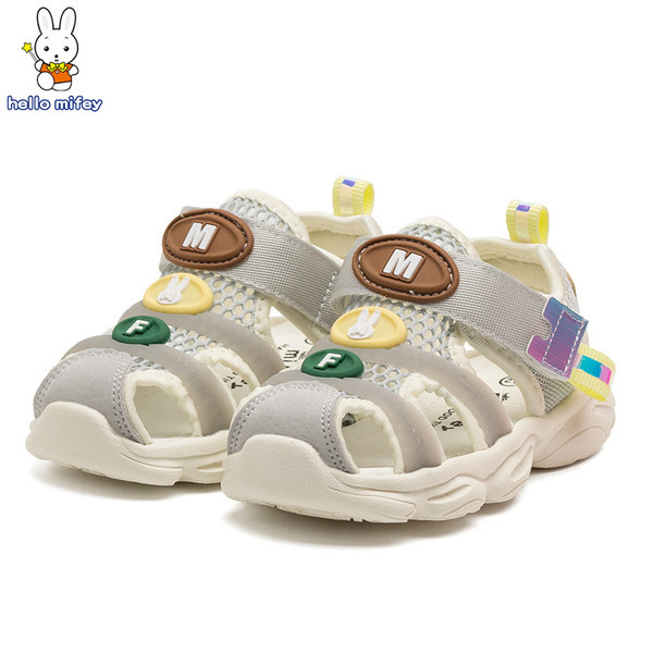 Uniszex gyerekszandál durva talppal és tépőzárral