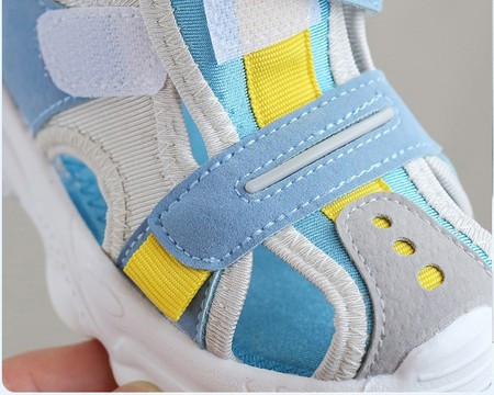 Παιδικά πέδιλα casual με velcro κούμπωμα - τρία χρώματα