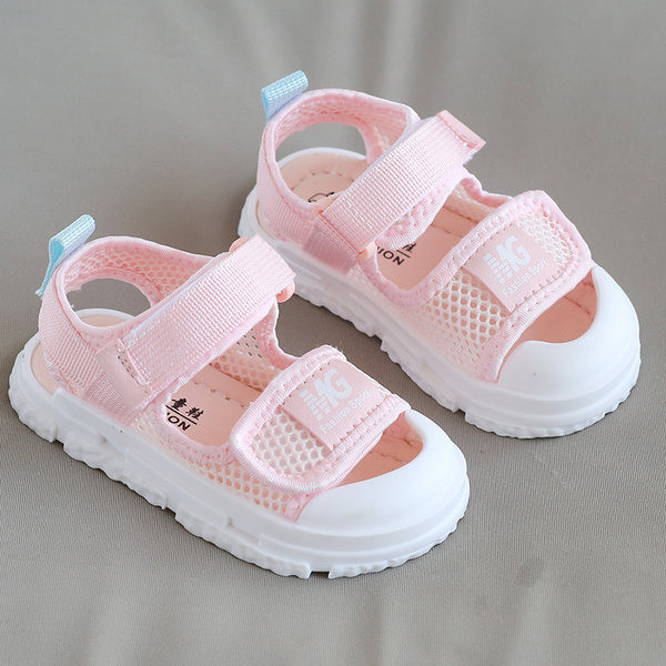 Παιδικά σανδάλια με διχτυωτό ύφασμα και  λουράκια βελκρό