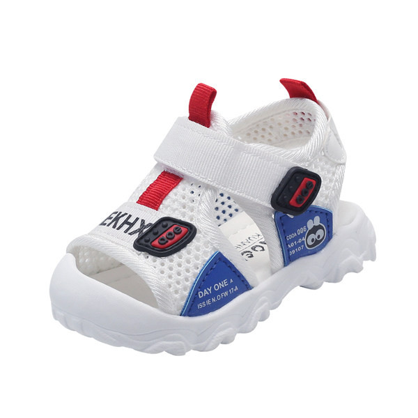 Καλοκαιρινά παιδικά σανδάλια σε τρία χρώματα