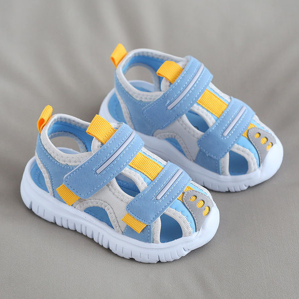 Παιδικά σανδάλια για αγόρια σε πολλά χρώματα