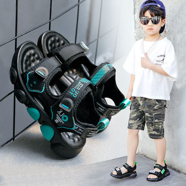 Παιδικά σανδάλια για αγόρι με τραχιά σόλα