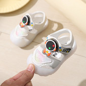 Gyermek szandál fehér és rózsaszín matricákkal