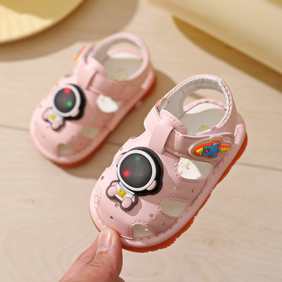 Casual παιδικά σανδάλια με έμβλημα για αγόρια ή κορίτσια