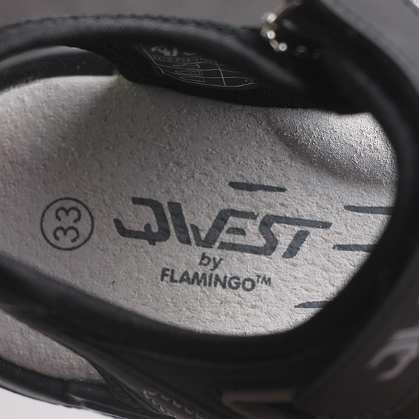 Fekete matricás gyerekszandál fiúknak