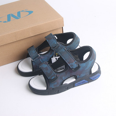 Παιδικά σανδάλια με μοτίβο παραλλαγής για αγόρια