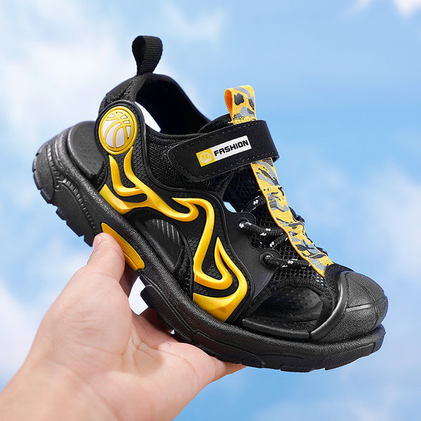 Αθλητικά και καθημερινά παιδικά σανδάλια με κορδόνια για αγόρια