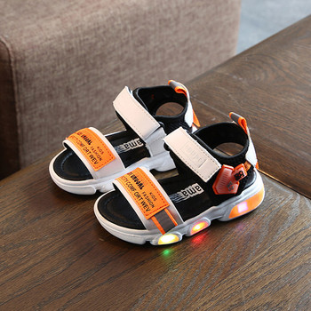 Ежедневни детски сандали със светещи подметки