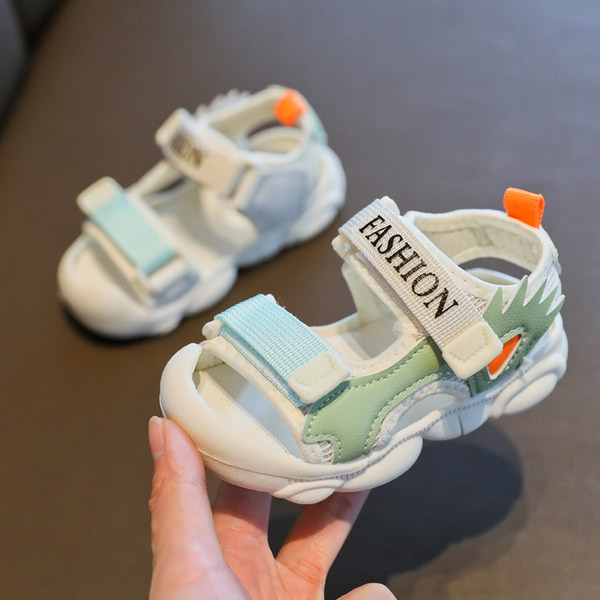 Babacipő 1-5 éves korig 3 fiú baba szandál női gyerek 2021 nyári új gyerekcipők puha fenekű strandcipők