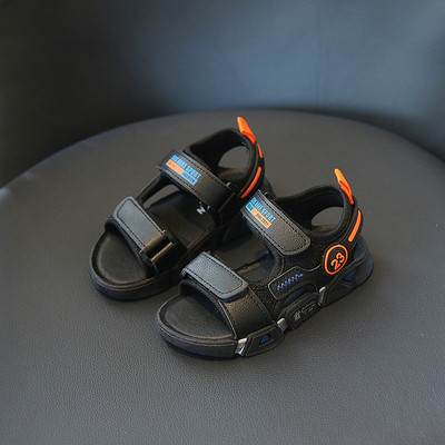 Új modell tépőzáras gyerekszandál fiúknak