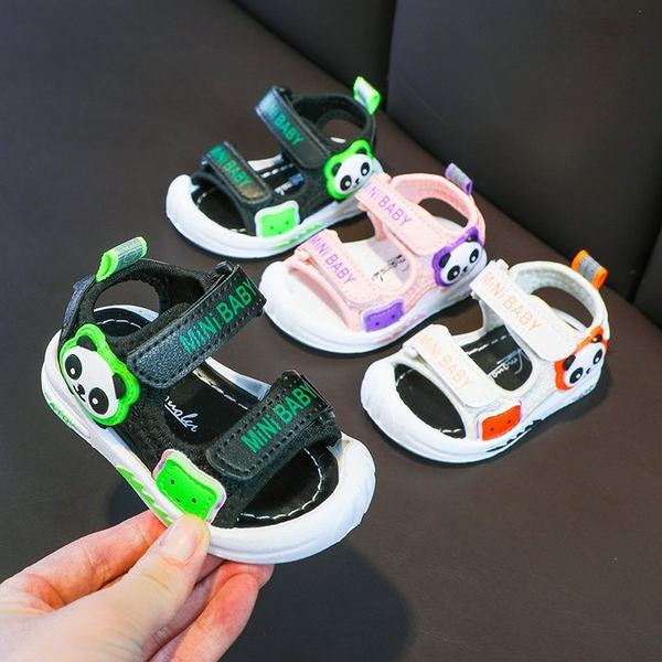 Νέο μοντέλο παιδικά σανδάλια  με χρώμα απλικέ και βελκρό